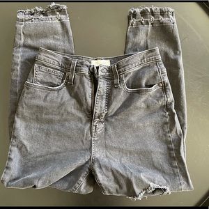 Madewell Momjean Ripped Knees 28
